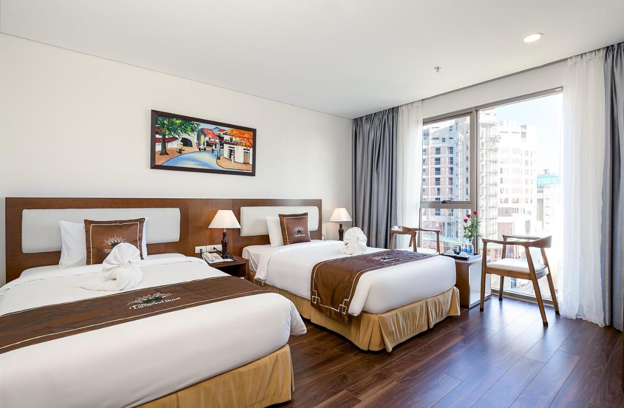 Tamarind Danang Beach Hotel Exterior photo